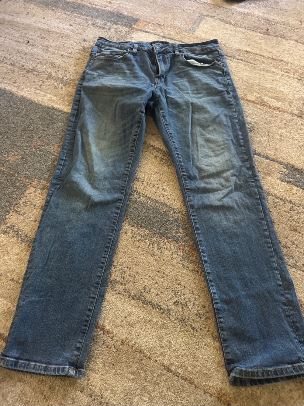 Men's Slim AEROPOSTALE Straight Jeans in Denim Blue